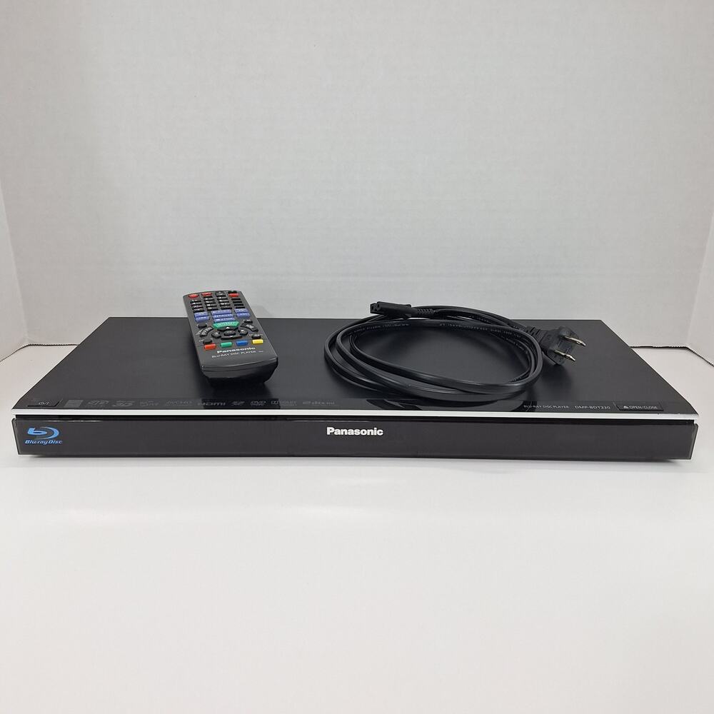 Panasonic DMP-BDT220 1080p HD 3D Blu-Ray Disc DVD Player HDMI w/Remote - Tested